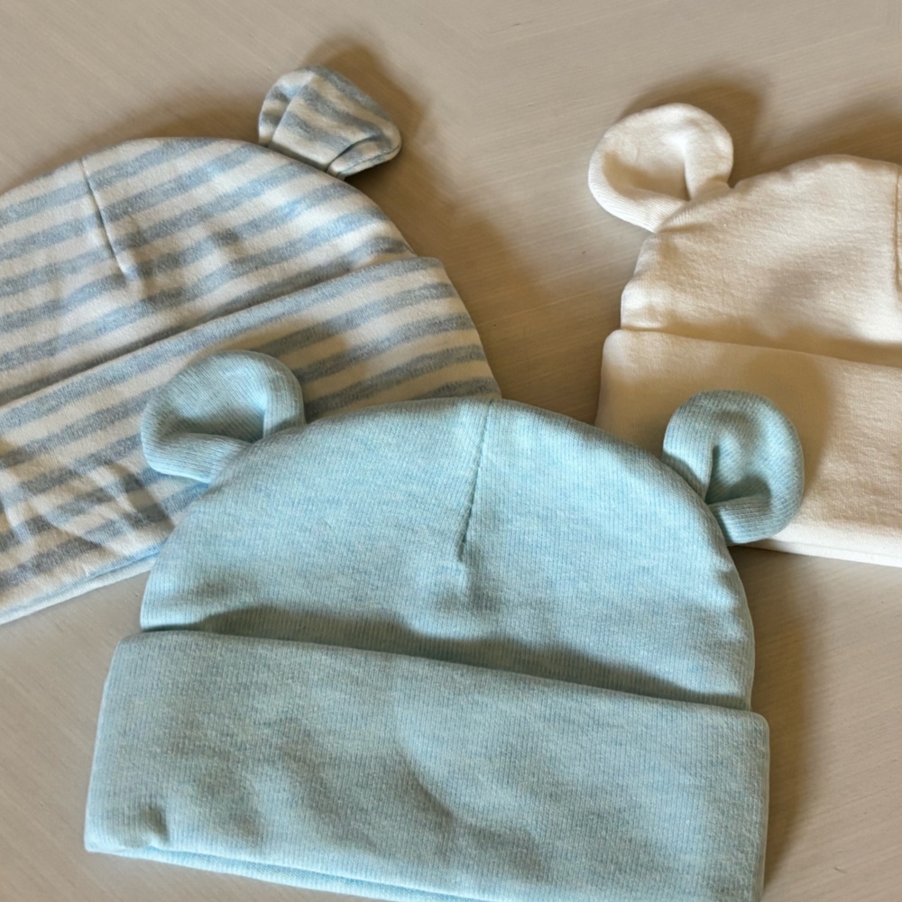 Baby Boy Newborn Bear Ear Caps Set - Picture 4 of 8